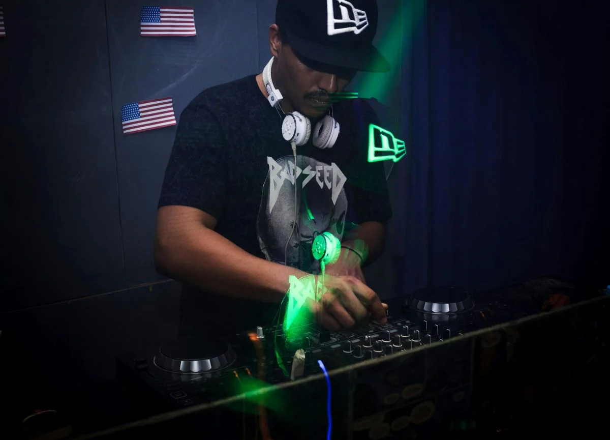 local djs for hire
