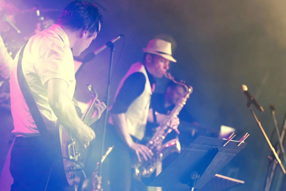 dj and saxophone wedding